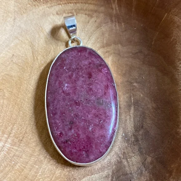 Red Ruby Large Oval Sterling Silver Pendant - Picture 4 of 6